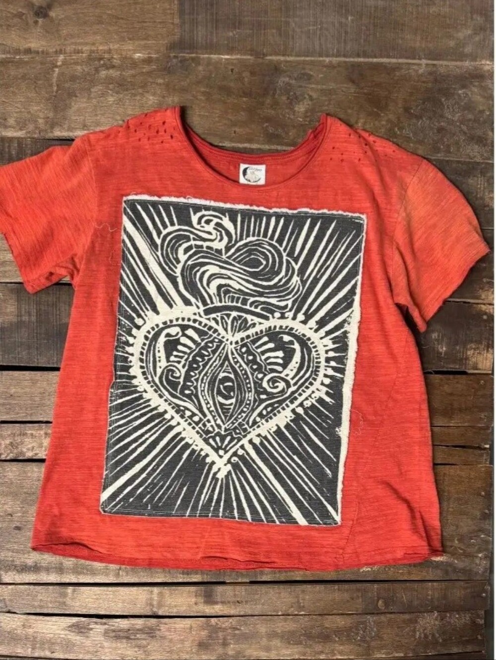 #1819 Jaded Gypsy Moon Dance Tee - Heart Of Light